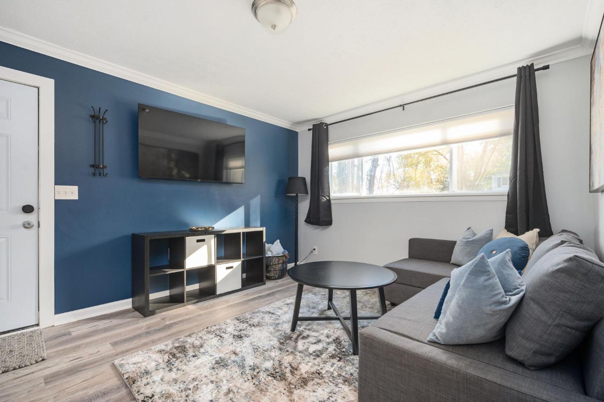 Quiet & Quaint Apartment, 5 Mins To Airport And 15 Mins To Downtown Атланта Екстер'єр фото